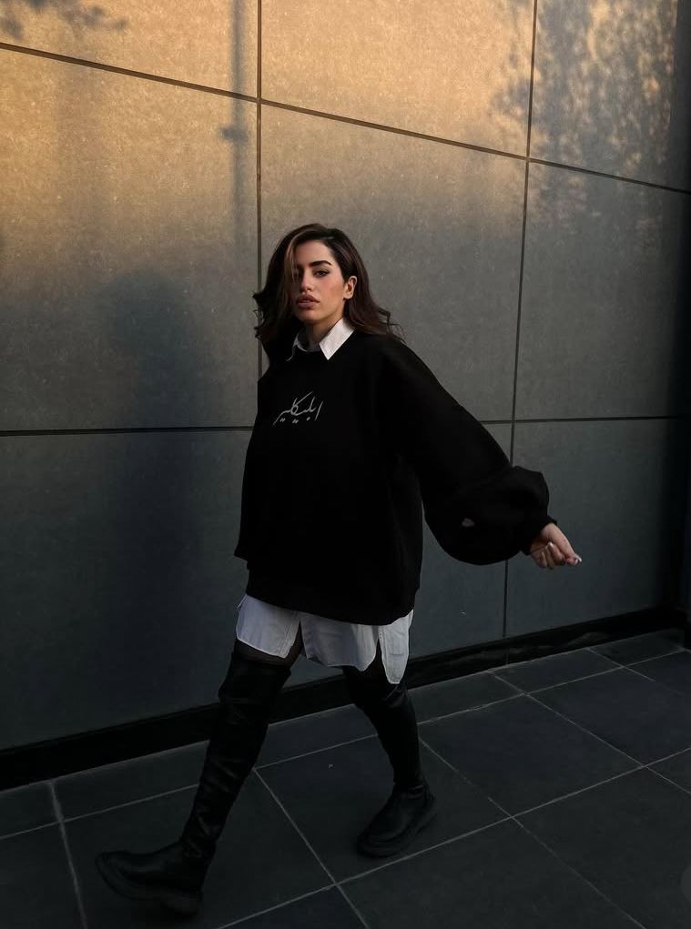 Noir Embellish Crew neck